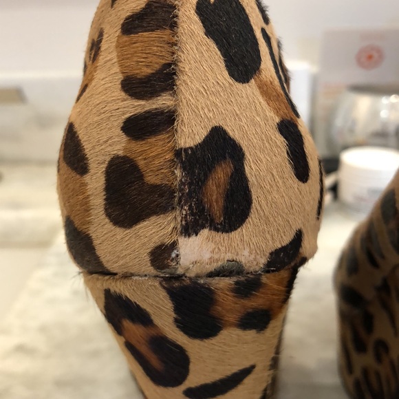 Steve Madden cheetah open toe platforms - Picture 4 of 6